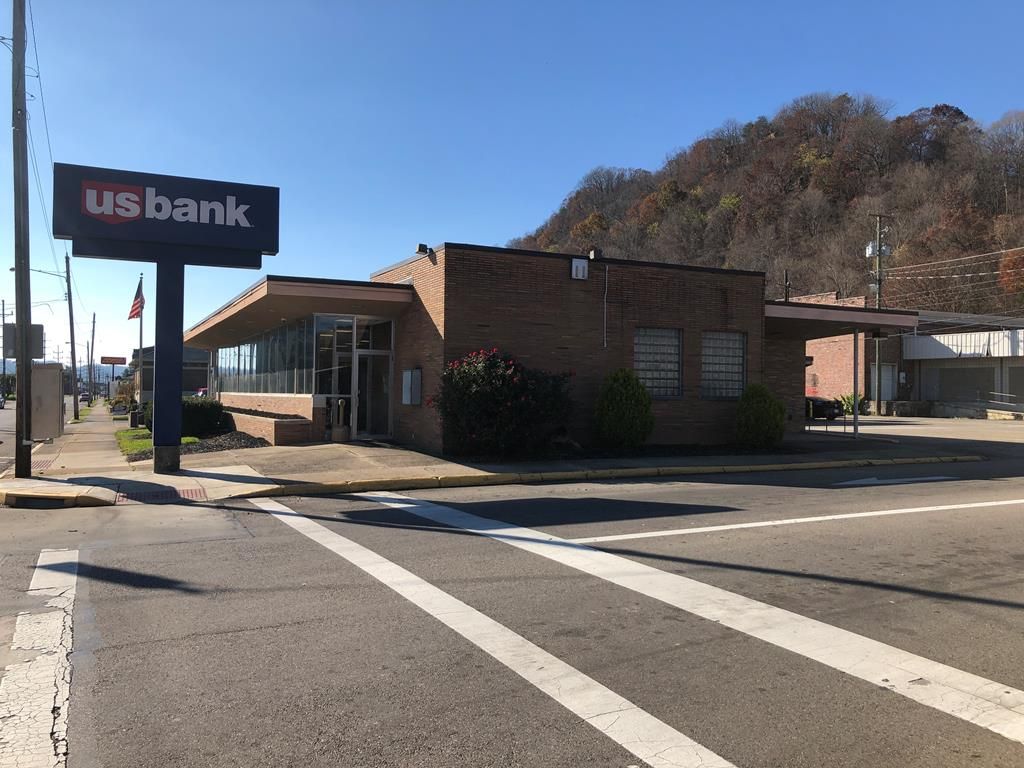 3977 Rhodes Ave, Portsmouth, OH 45662